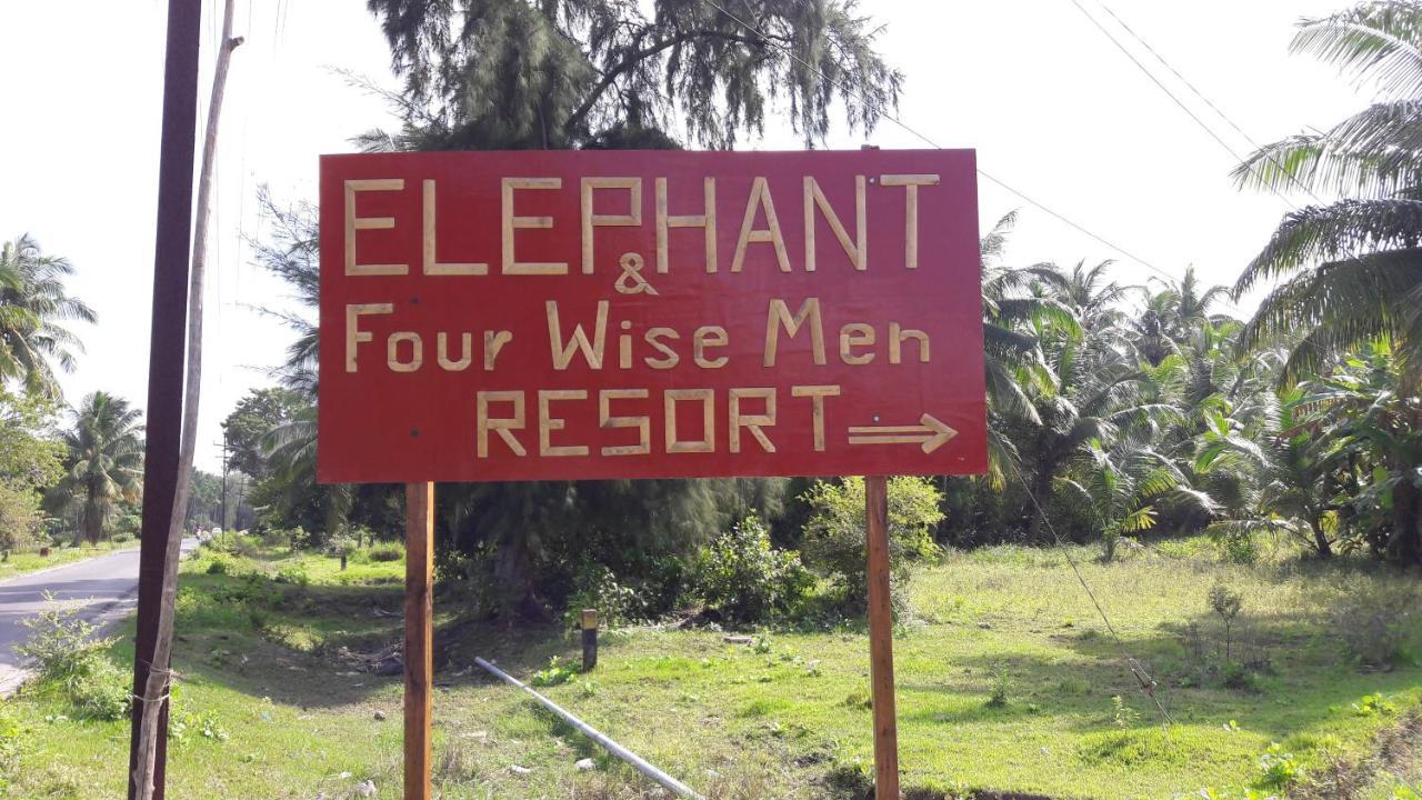 Elephant And Four Wise Men Resort Ram Nagar Dış mekan fotoğraf